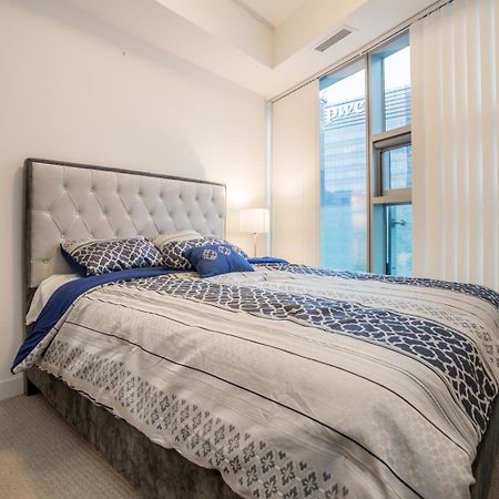 Aaira Suites Toronto Kültér fotó