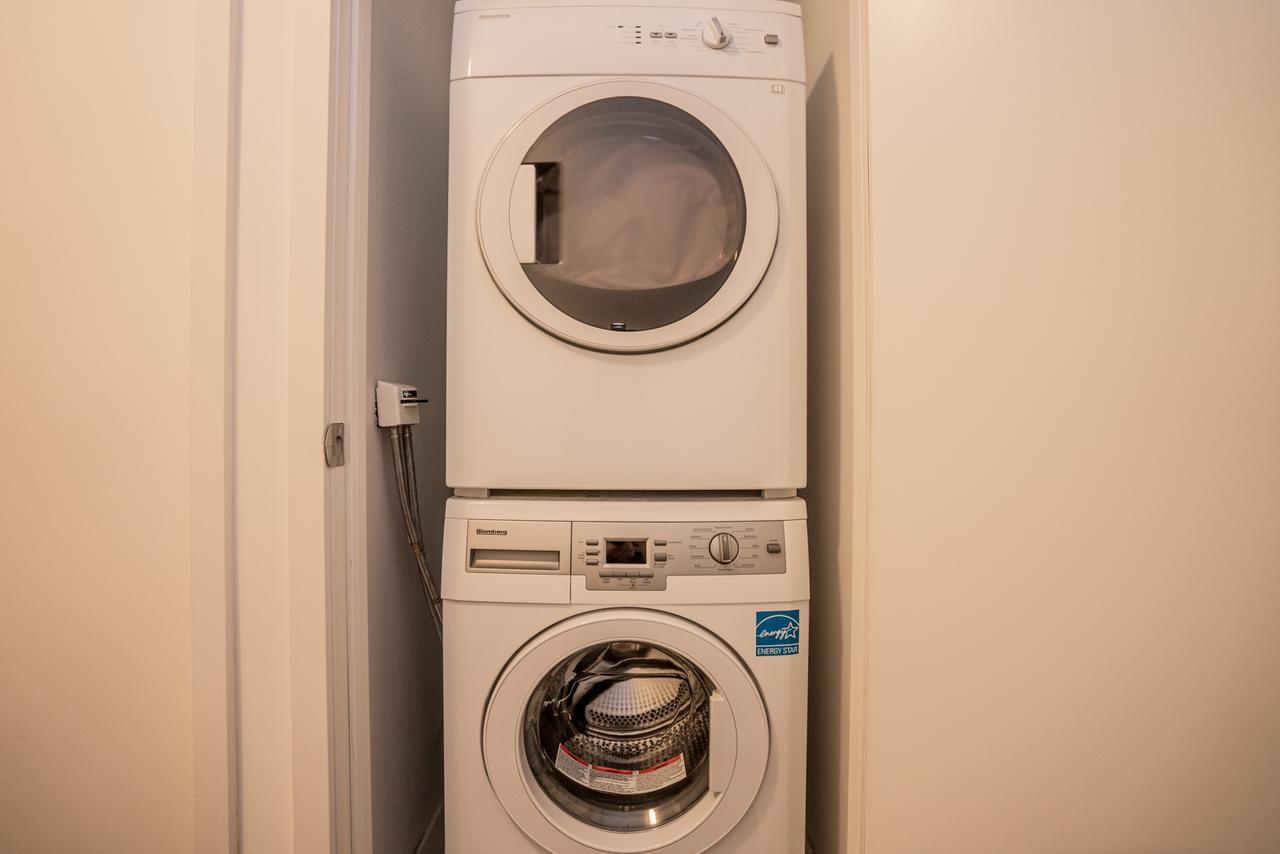 Aaira Suites Toronto Kültér fotó
