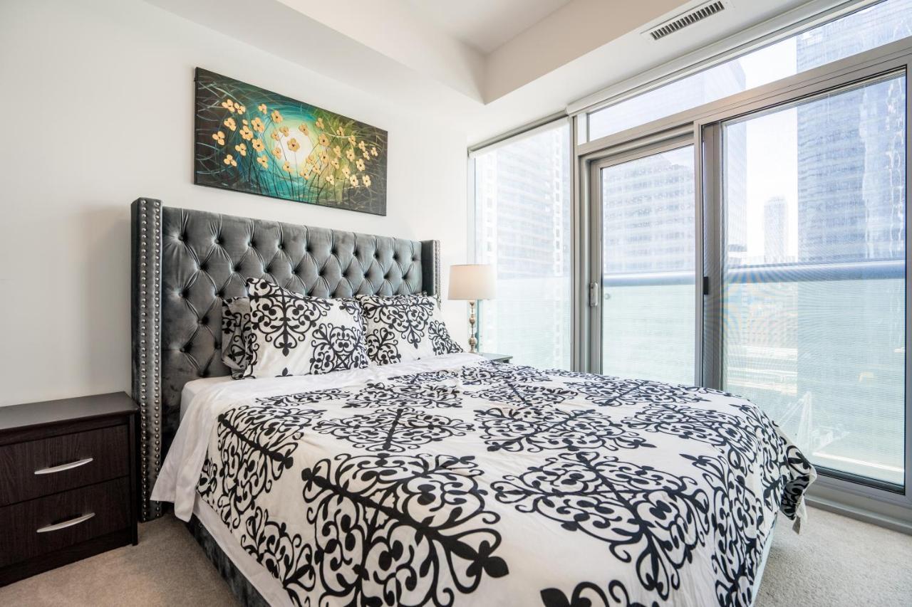 Aaira Suites Toronto Kültér fotó