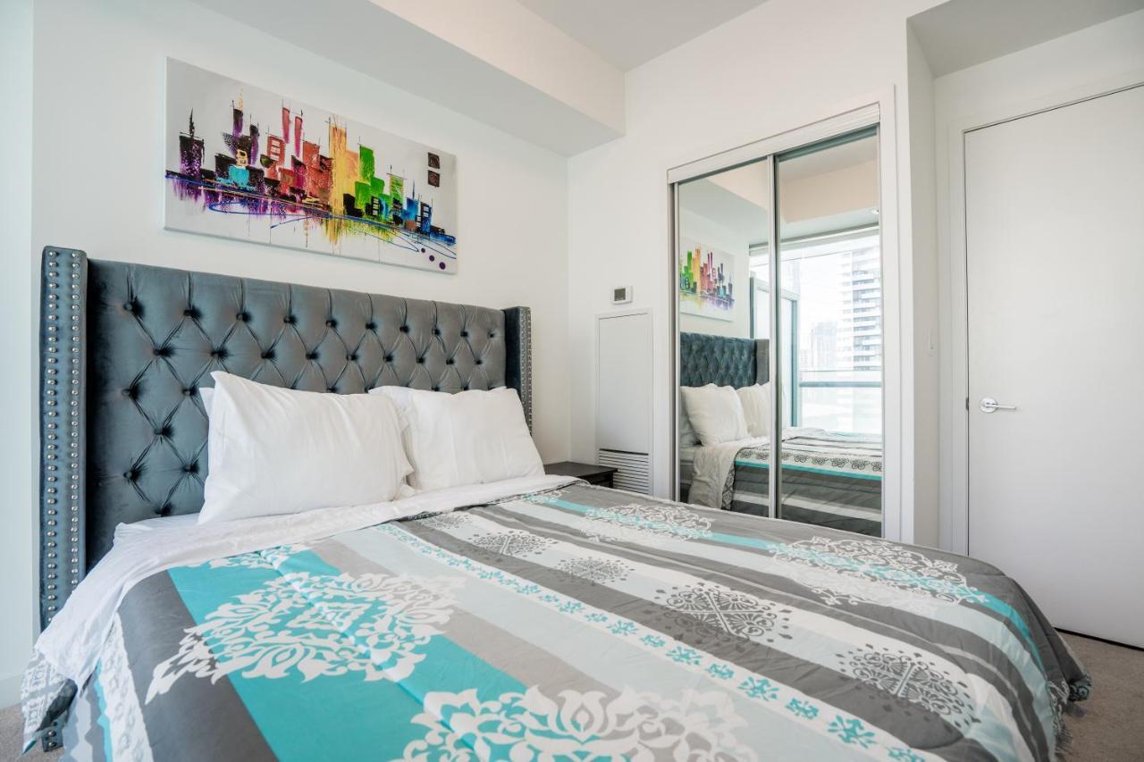 Aaira Suites Toronto Kültér fotó