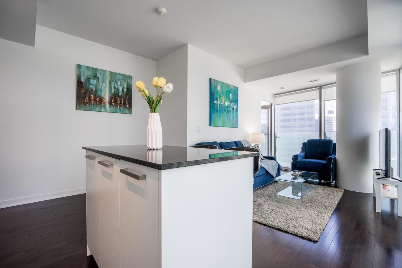 Aaira Suites Toronto Kültér fotó