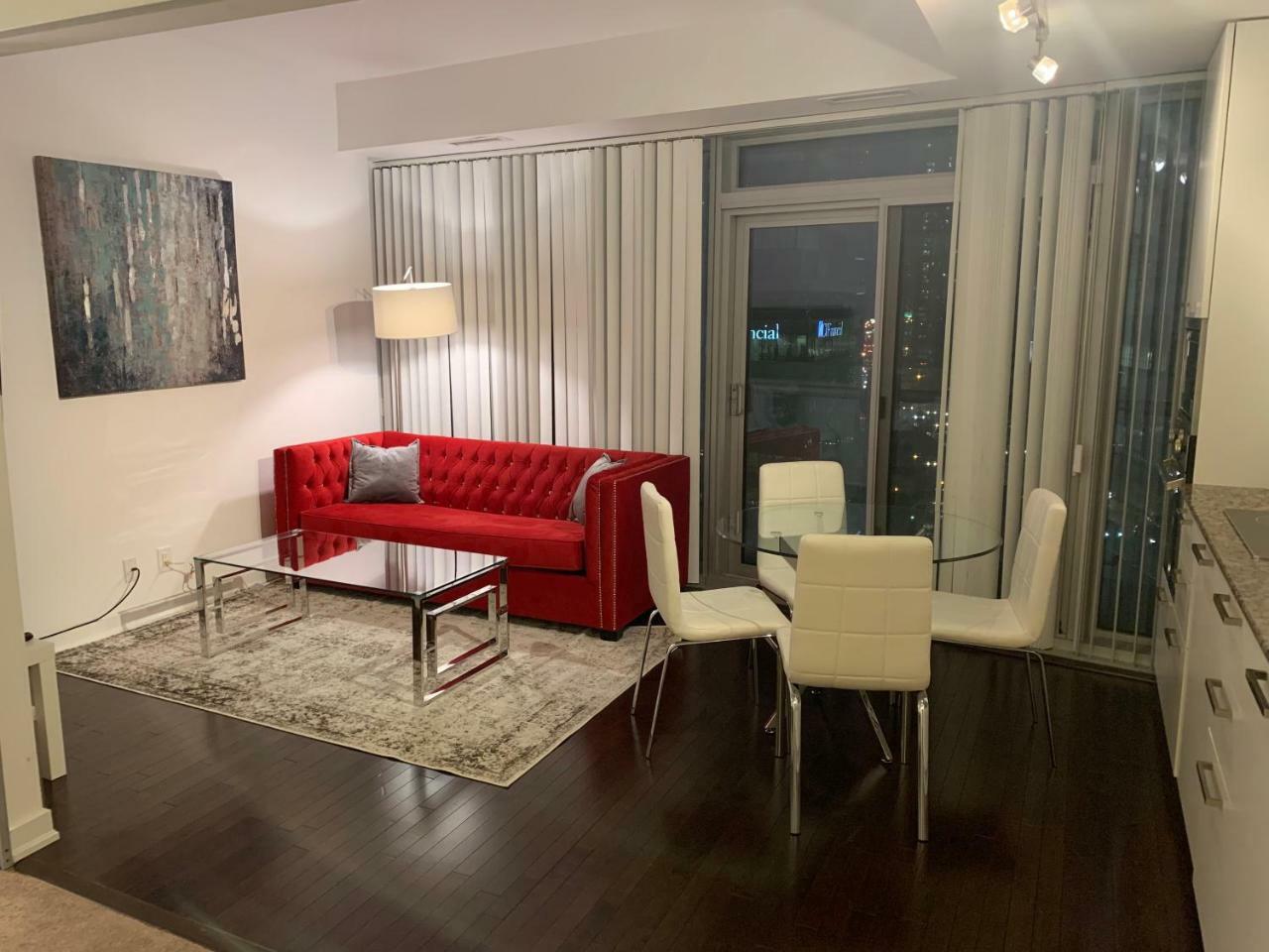 Aaira Suites Toronto Kültér fotó