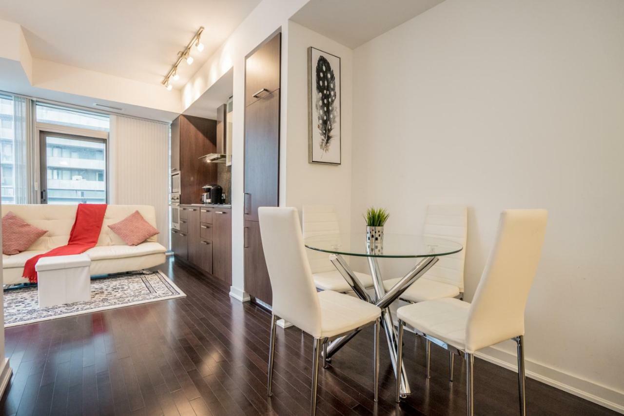 Aaira Suites Toronto Kültér fotó