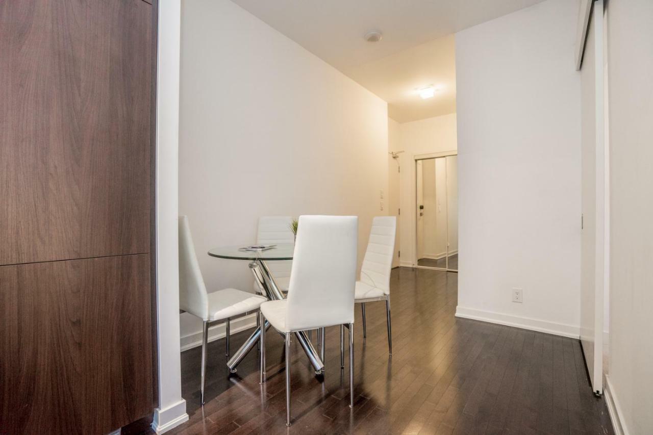 Aaira Suites Toronto Kültér fotó