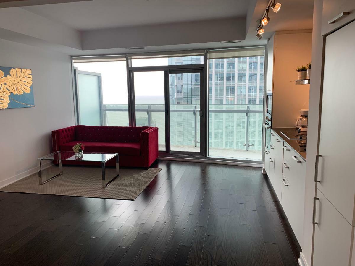 Aaira Suites Toronto Kültér fotó