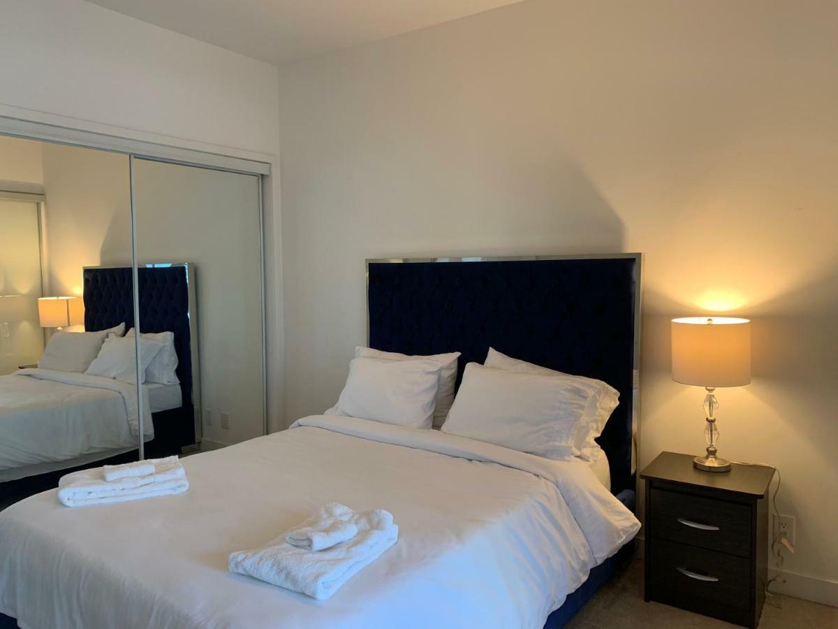 Aaira Suites Toronto Kültér fotó