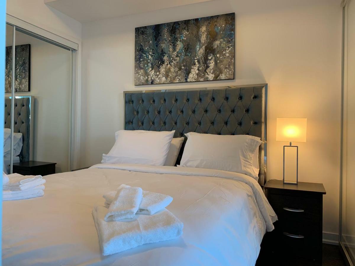 Aaira Suites Toronto Kültér fotó