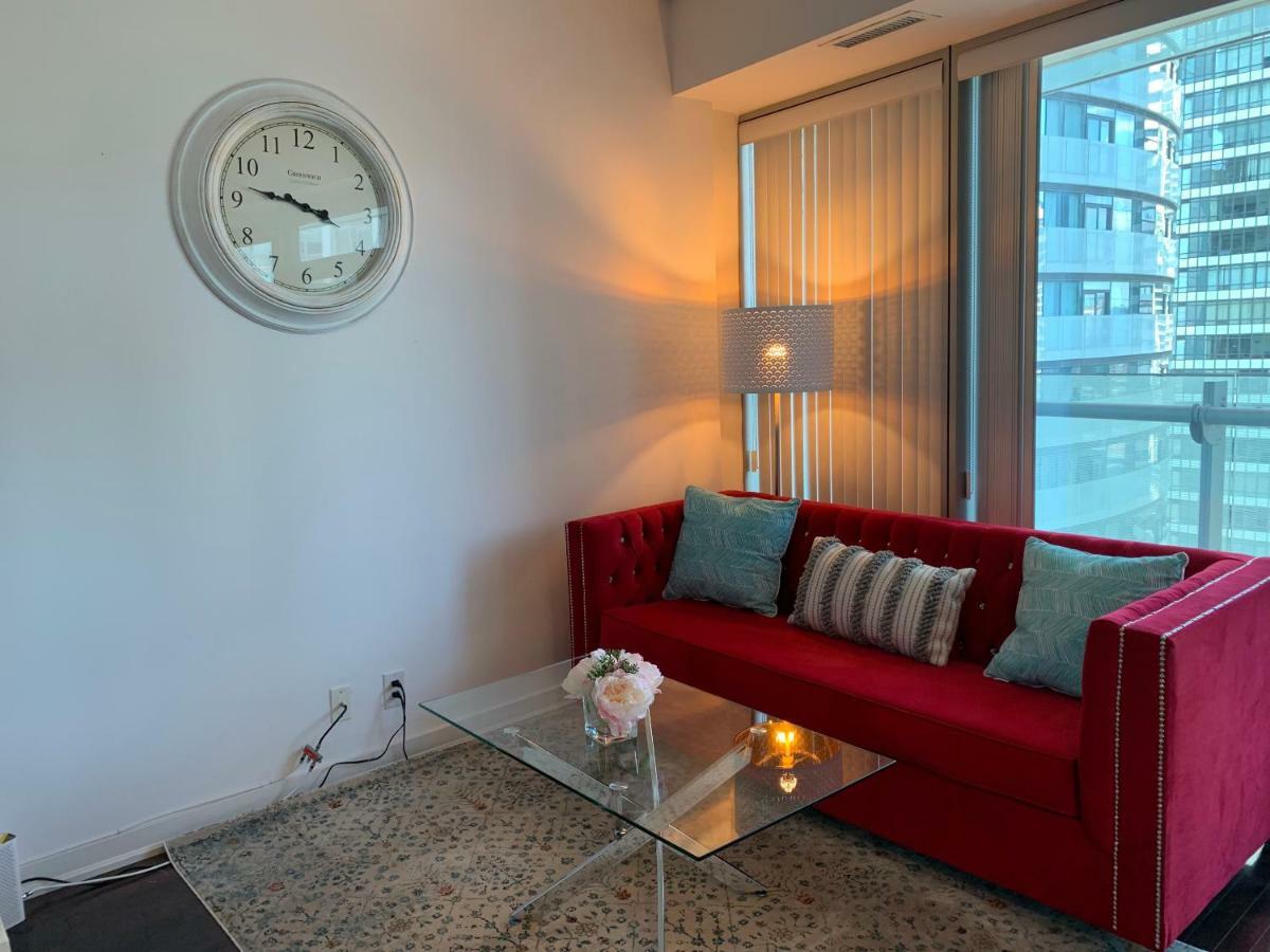 Aaira Suites Toronto Kültér fotó
