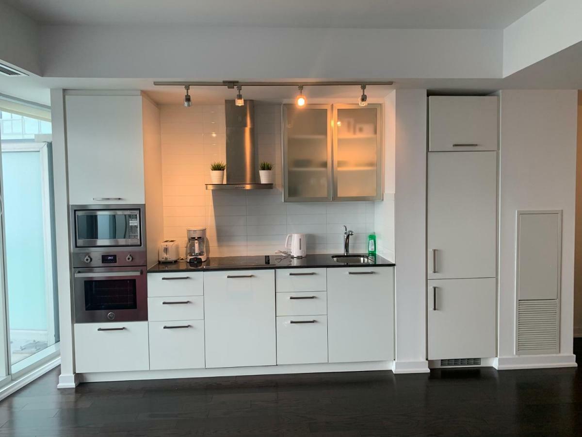 Aaira Suites Toronto Kültér fotó
