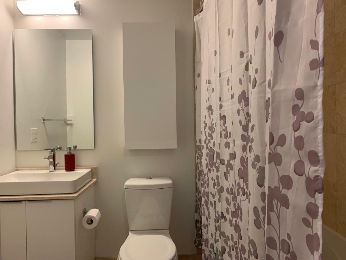 Aaira Suites Toronto Kültér fotó