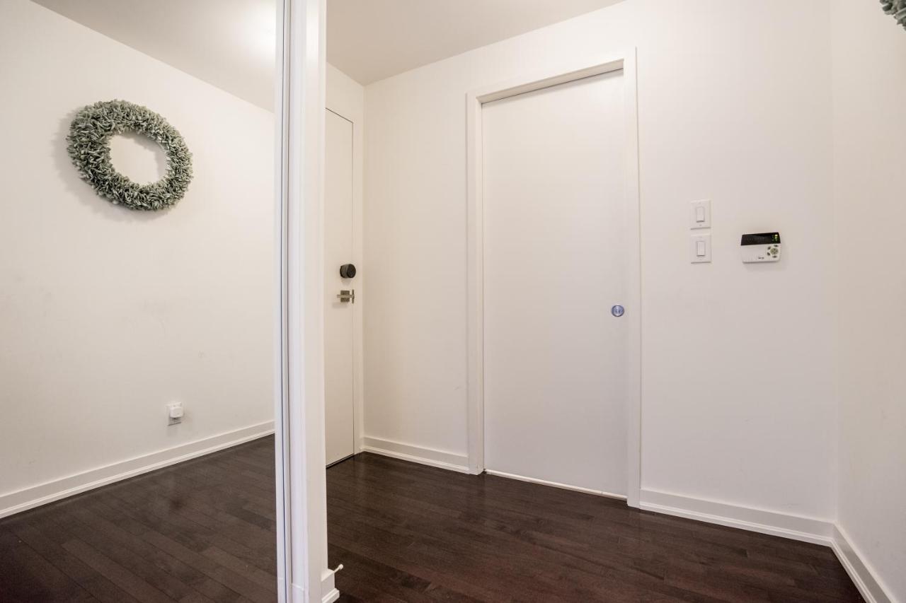 Aaira Suites Toronto Kültér fotó