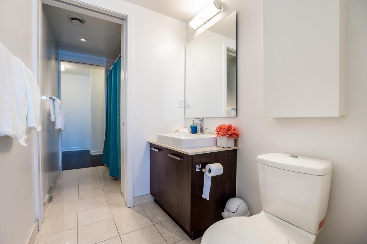 Aaira Suites Toronto Kültér fotó
